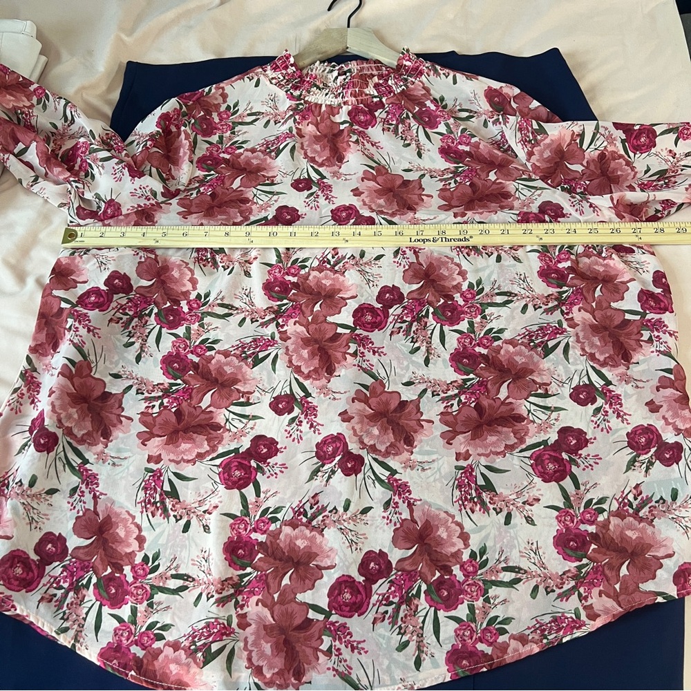 Torrid Sheer Chiffon Pink Floral Long Sleeve Blouse Size 3X - Picture 10 of 11